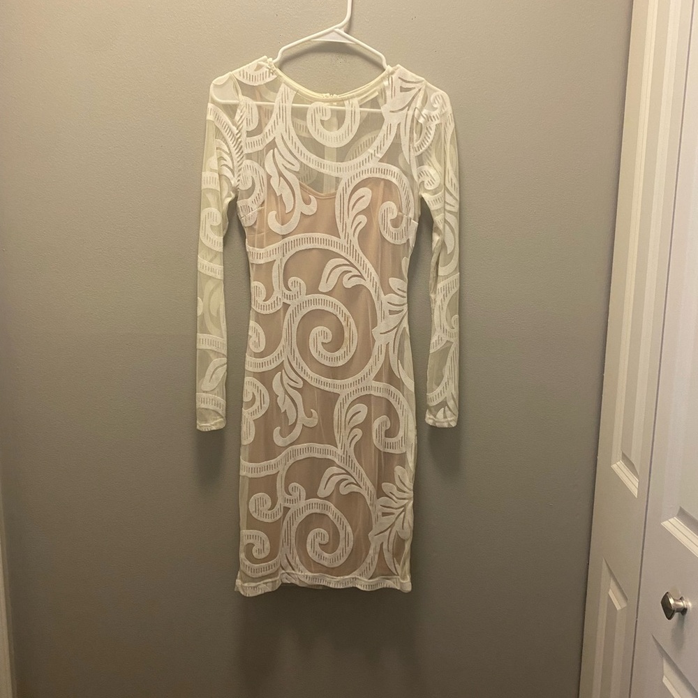 Long sleeve white and nude dress
